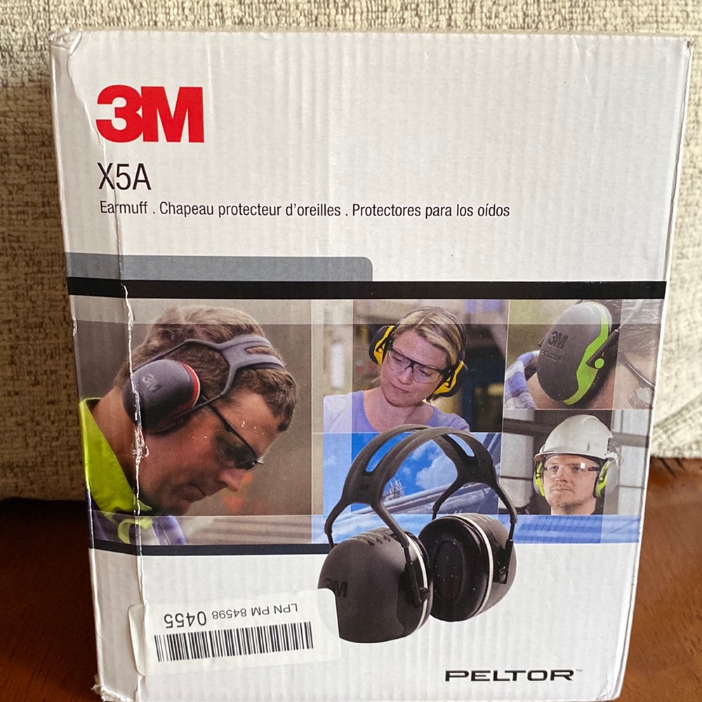 3M PELTOR X5A Over-the-Head Ear Muffs, Noise Protection, NRR 31 dB. NEW.